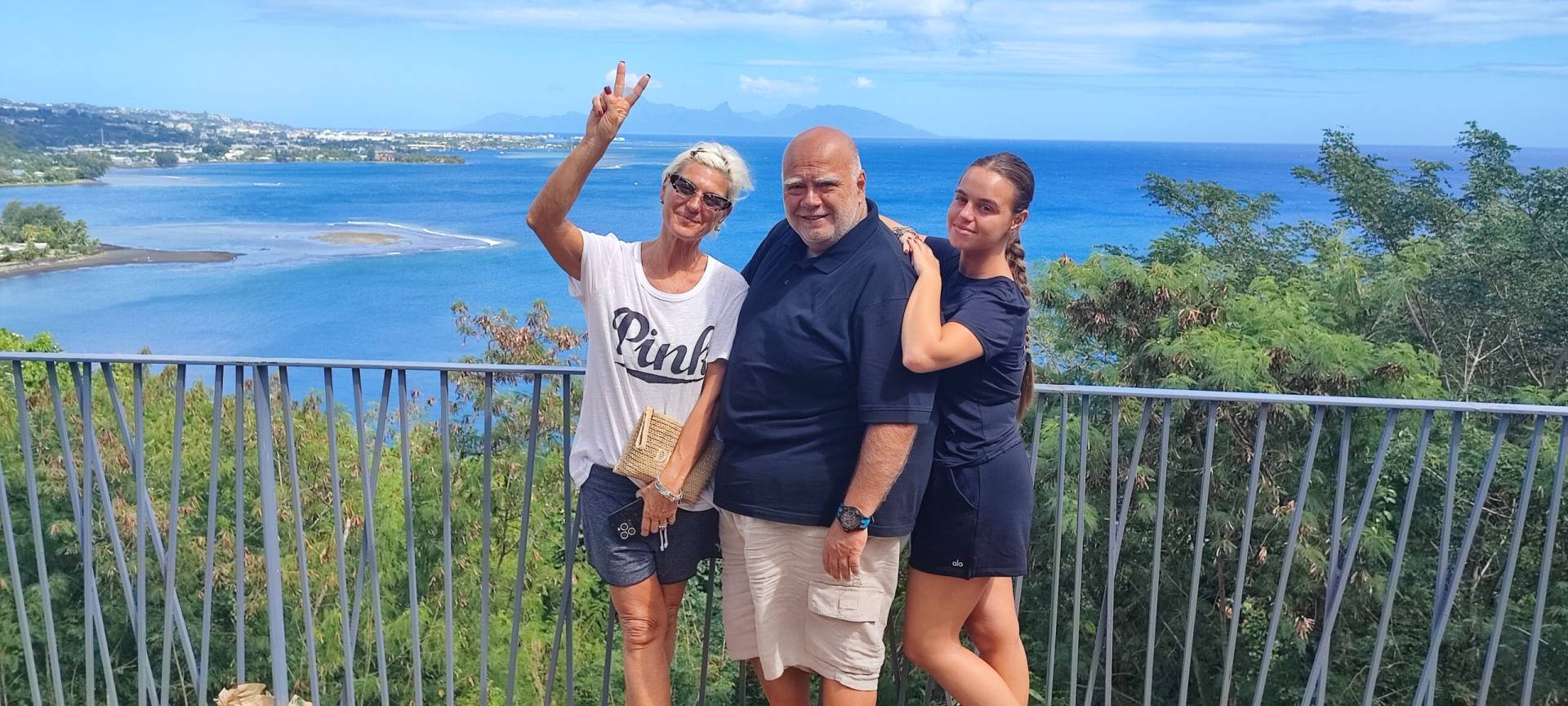 Floriana, Sophia et Sergio sont venus de Rome pour faire leur TiTi's Tahiti Tour