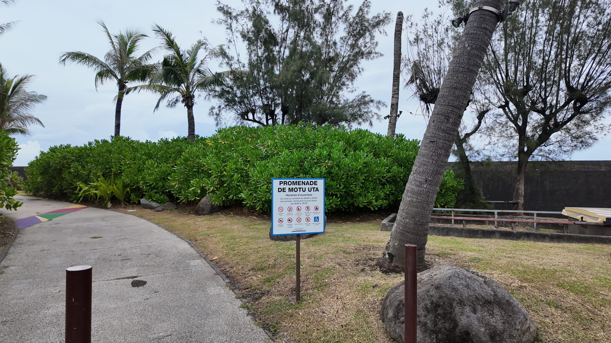 The Motu Uta Promenade In Papeete Practical Tahiti
