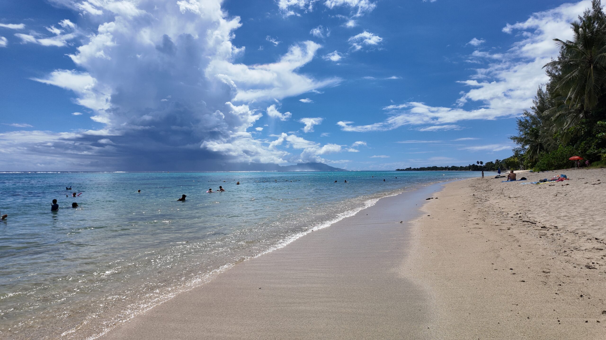 La plage Vaiava au PK 18 à Punaauia - Tahiti Pratique